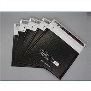 Balení bublinové obálky